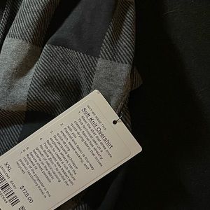 Lululemon soft knit over shirt XXL black and grey plaid never worn